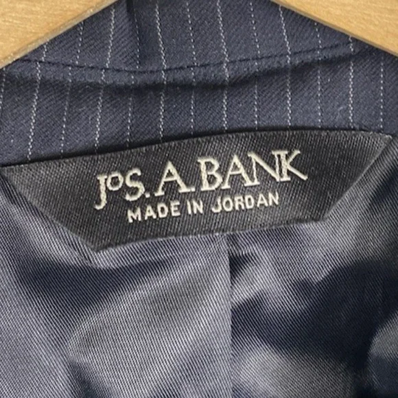 Jos A Bank Suit 44R 44 Regular Black Stripe Pinstripe 2B Executive Suit Corpcore